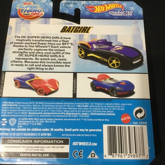 BATGIRL - DC Super Hero GIRLS Hot Wheels - Picture 4 of 7